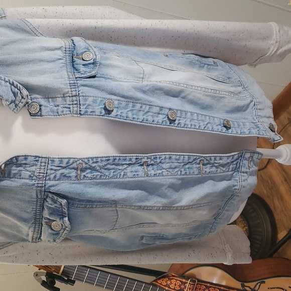 Women's Mudd Jean Sweater Jacket - Picture 9 of 12